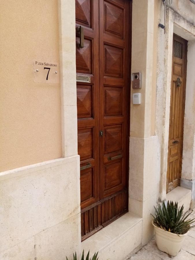 Piazza Salvatore 7, Gocce Di Sicilia Ragusa Luaran gambar