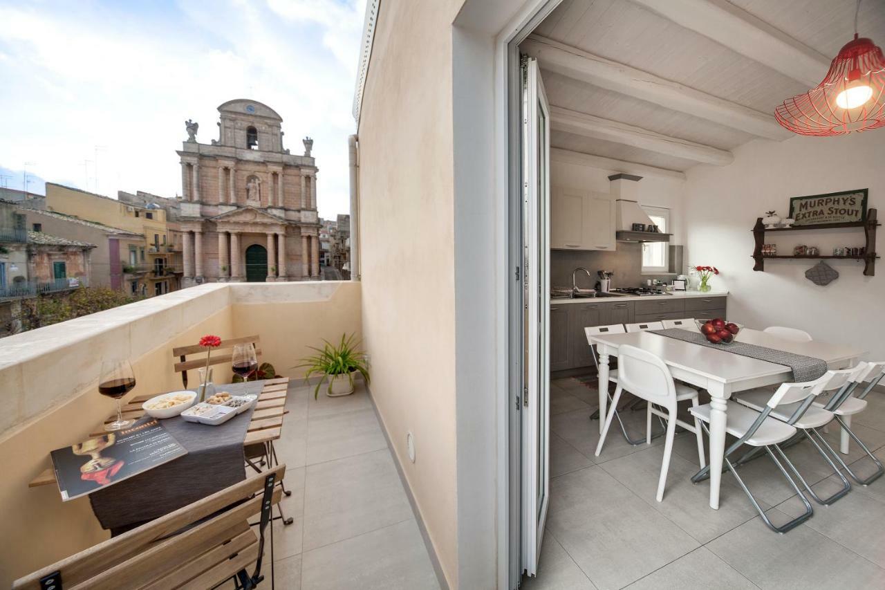 Piazza Salvatore 7, Gocce Di Sicilia Ragusa Luaran gambar