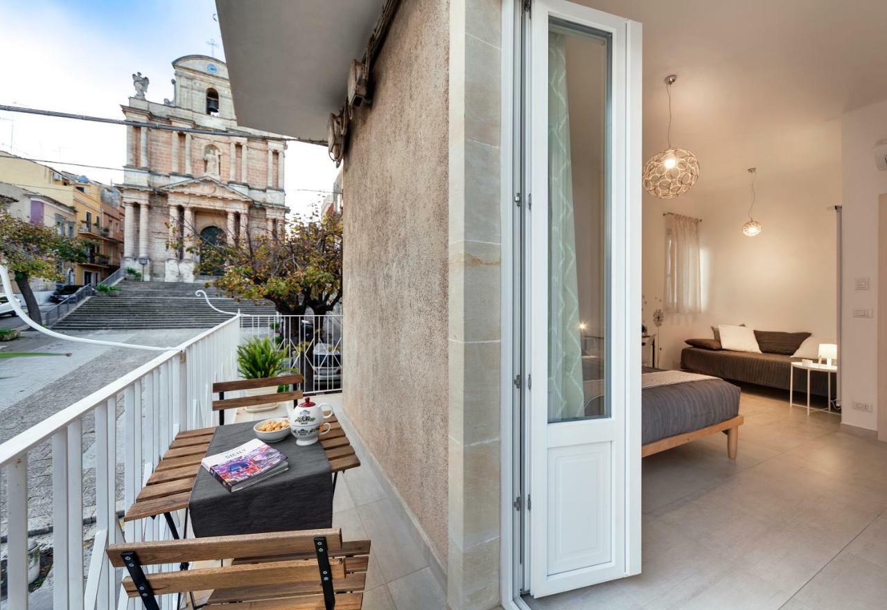 Piazza Salvatore 7, Gocce Di Sicilia Ragusa Luaran gambar